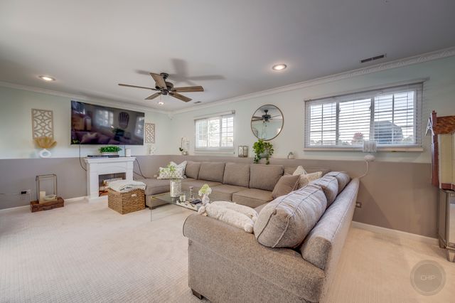 2107 Ashbrook Court, Plainfield, IL 60586