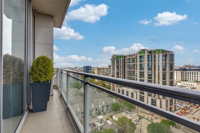 2900 McKinnon Street 1606, Dallas, TX 75201