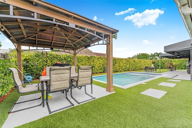 2385 SW 131st Pl NA, Miami, FL 33175