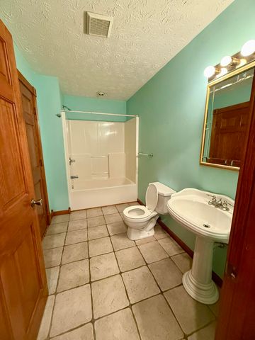 75 Cedar Springs Lane, Barbourville, KY 40906