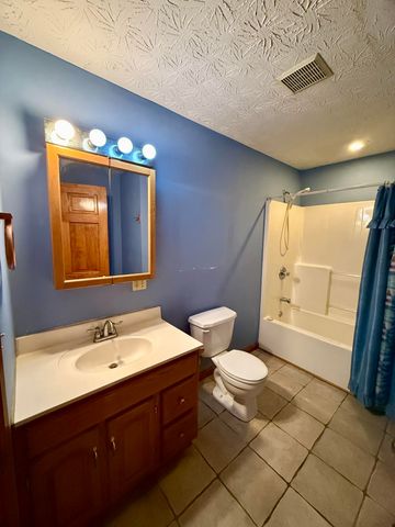 75 Cedar Springs Lane, Barbourville, KY 40906