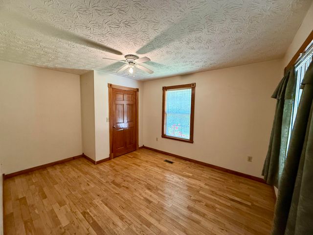 75 Cedar Springs Lane, Barbourville, KY 40906