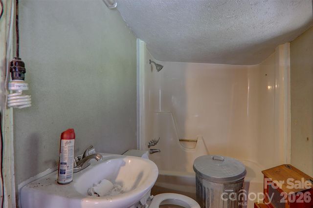 719 Camp Branch Road, Waynesville, NC 28786