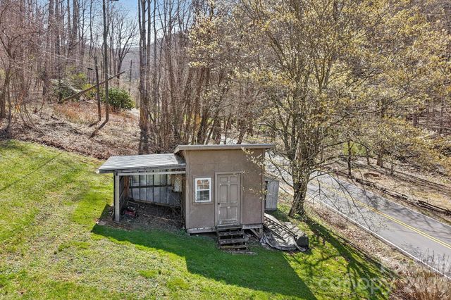 719 Camp Branch Road, Waynesville, NC 28786