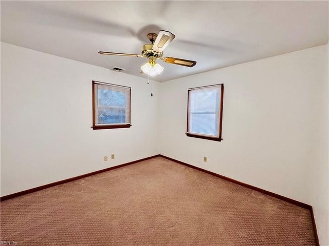 340 Briarfield DR, Chesapeake, VA 23322