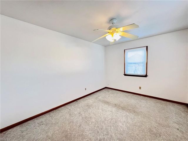 340 Briarfield DR, Chesapeake, VA 23322