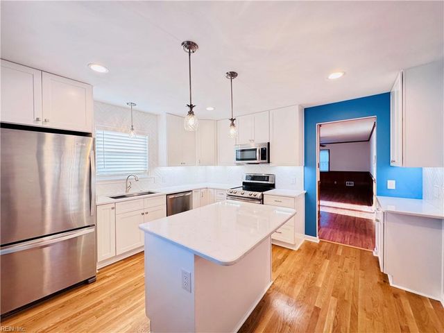 340 Briarfield DR, Chesapeake, VA 23322