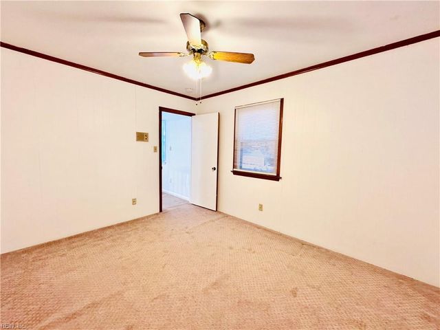 340 Briarfield DR, Chesapeake, VA 23322
