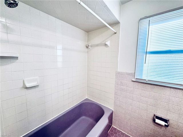 340 Briarfield DR, Chesapeake, VA 23322