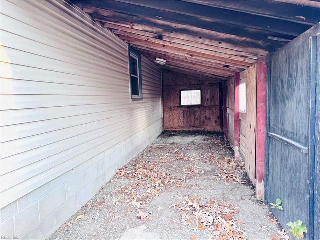 340 Briarfield DR, Chesapeake, VA 23322