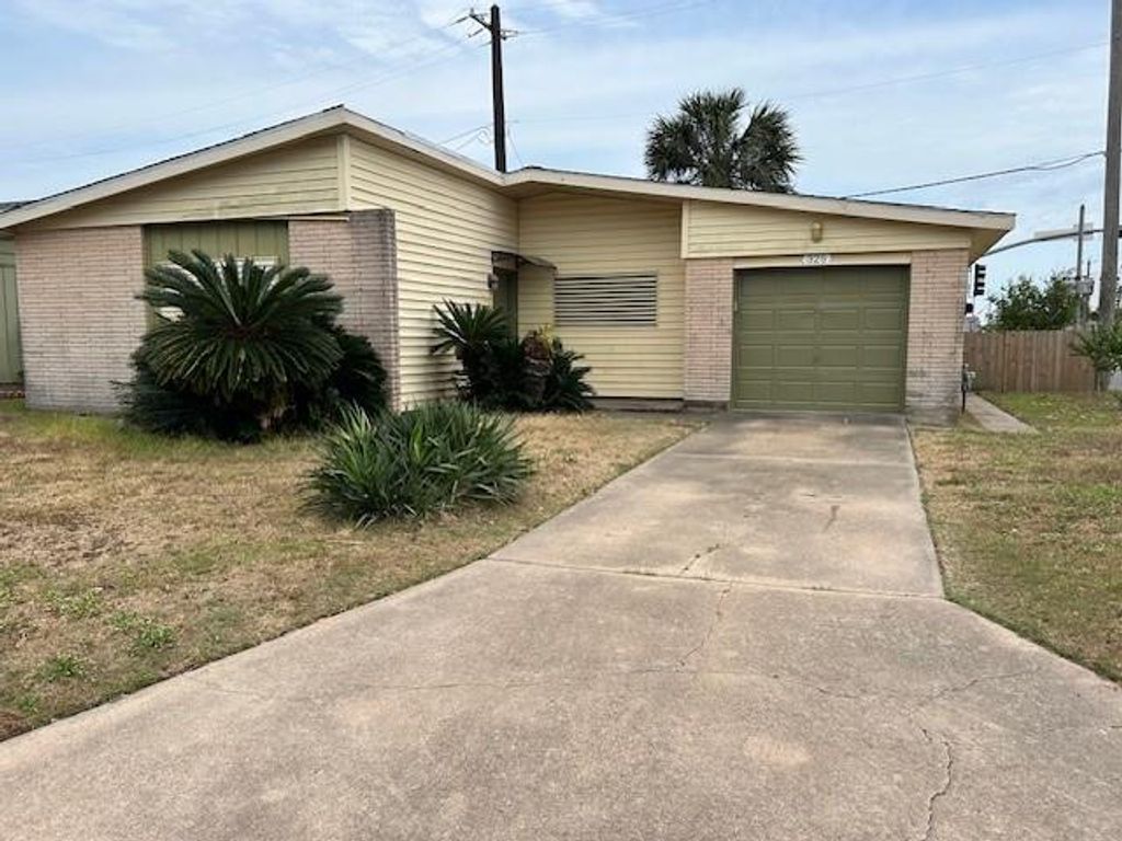 325 Mackeral Street, Galveston, TX 77550