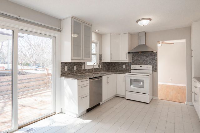 13100 Thomas Avenue S, Burnsville, MN 55337