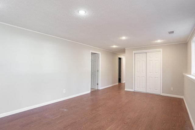 13100 Thomas Avenue S, Burnsville, MN 55337