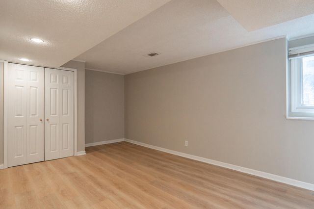 13100 Thomas Avenue S, Burnsville, MN 55337