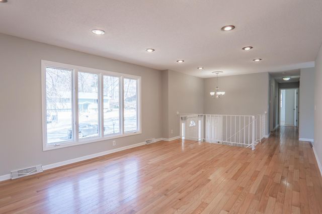 13100 Thomas Avenue S, Burnsville, MN 55337