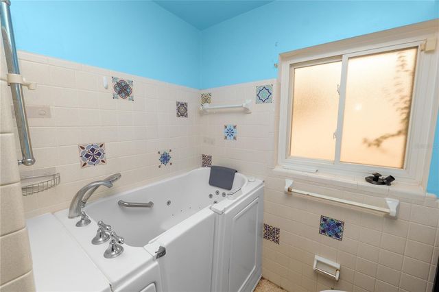 800 E CANFIELD STREET, Avon Park, FL 33825