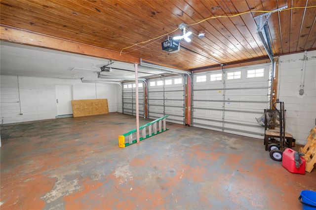 800 E CANFIELD STREET, Avon Park, FL 33825