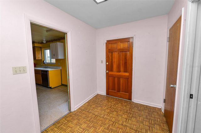 800 E CANFIELD STREET, Avon Park, FL 33825