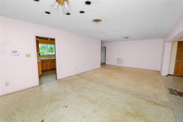 800 E CANFIELD STREET, Avon Park, FL 33825