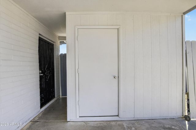 2215 W BUTLER Drive, Chandler, AZ 85224