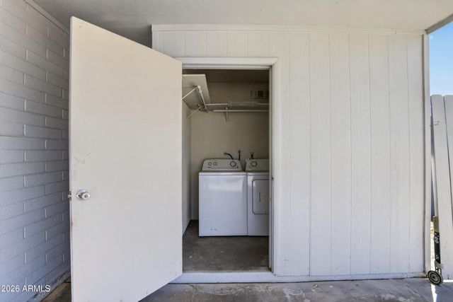 2215 W BUTLER Drive, Chandler, AZ 85224
