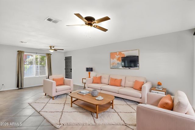 2215 W BUTLER Drive, Chandler, AZ 85224