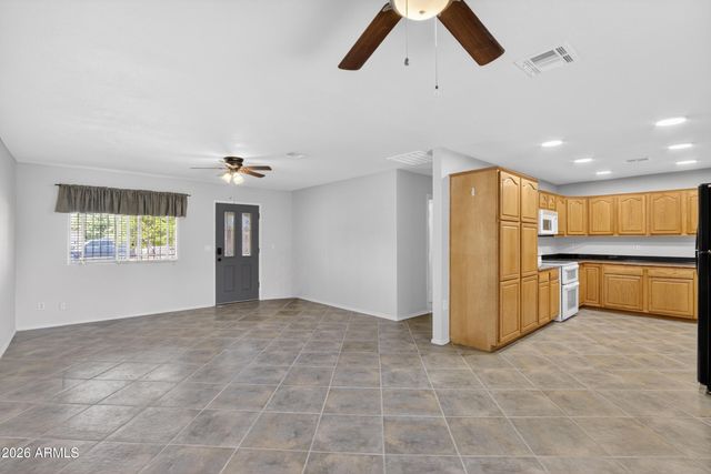 2215 W BUTLER Drive, Chandler, AZ 85224