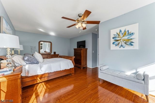 32 Dewitt Ln, Hillsborough Twp., NJ 08844