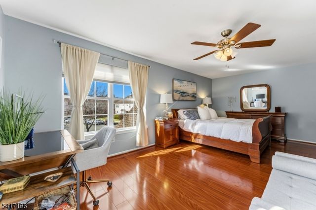 32 Dewitt Ln, Hillsborough Twp., NJ 08844