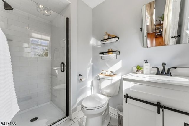 32 Dewitt Ln, Hillsborough Twp., NJ 08844