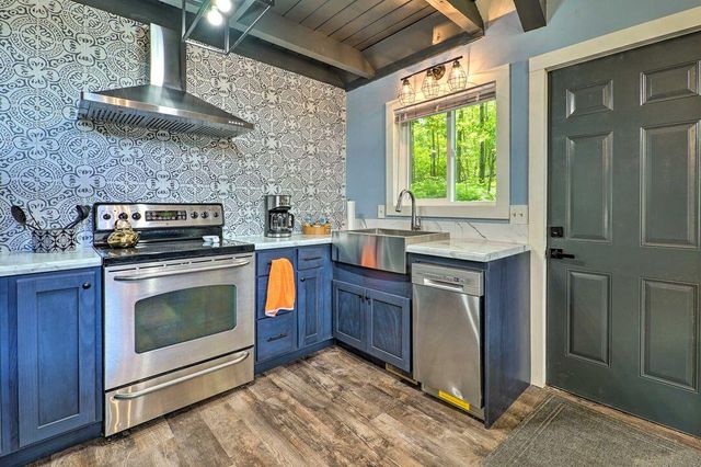 12155 Dubois Drive, Canadian Lakes, MI 49346