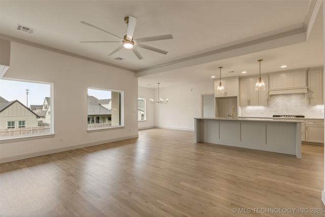 2126 E 138th Street S, Bixby, OK 74008