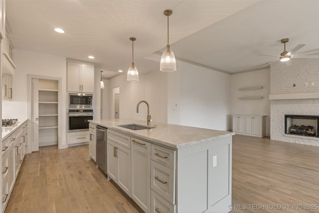 2126 E 138th Street S, Bixby, OK 74008