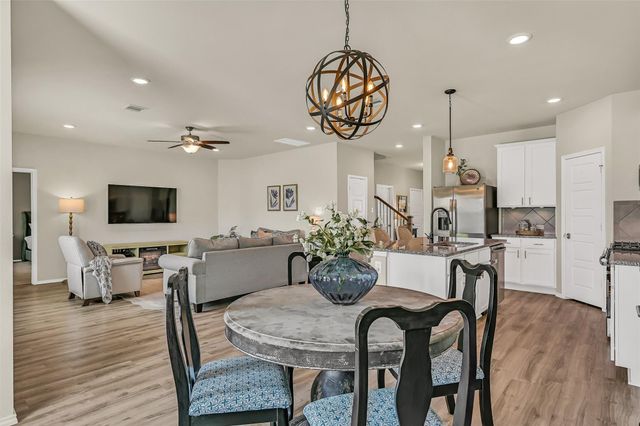 13711 Saxon Cliff Lane, Rosharon, TX 77583