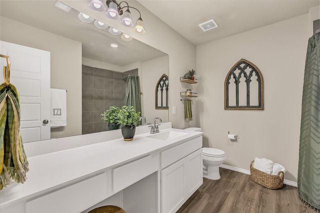 13711 Saxon Cliff Lane, Rosharon, TX 77583
