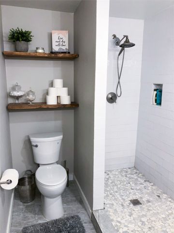 810 N Alamo Road, Rockwall, TX 75087