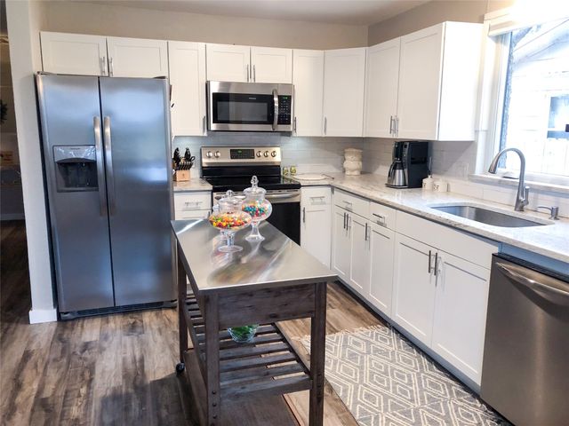 810 N Alamo Road, Rockwall, TX 75087