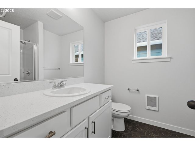 9255 E Burnside St, Portland, OR 97216