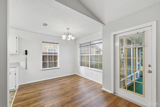 345 Mirabelle Dr, Pensacola, FL 32514