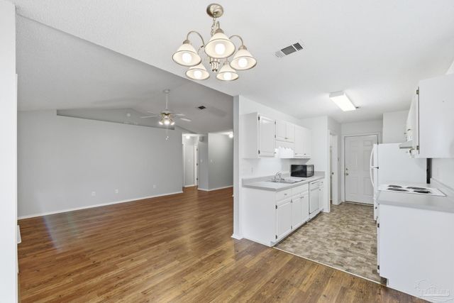 345 Mirabelle Dr, Pensacola, FL 32514