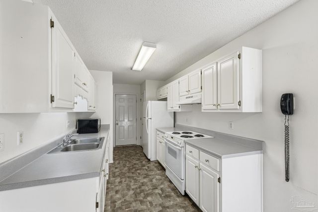 345 Mirabelle Dr, Pensacola, FL 32514