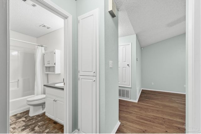 345 Mirabelle Dr, Pensacola, FL 32514