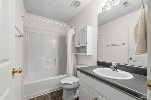 345 Mirabelle Dr, Pensacola, FL 32514