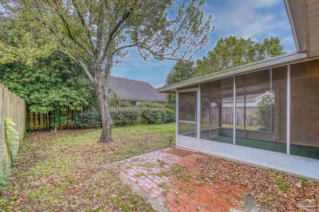 345 Mirabelle Dr, Pensacola, FL 32514