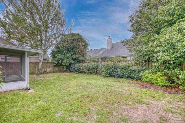 345 Mirabelle Dr, Pensacola, FL 32514