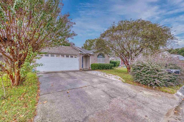345 Mirabelle Dr, Pensacola, FL 32514