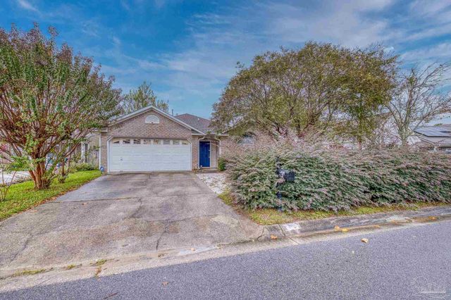 345 Mirabelle Dr, Pensacola, FL 32514
