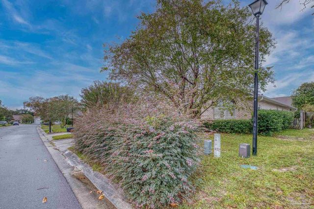 345 Mirabelle Dr, Pensacola, FL 32514