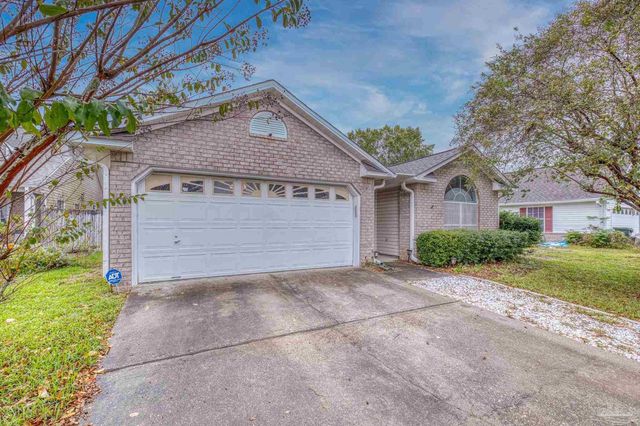 345 Mirabelle Dr, Pensacola, FL 32514