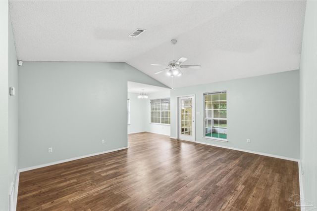 345 Mirabelle Dr, Pensacola, FL 32514